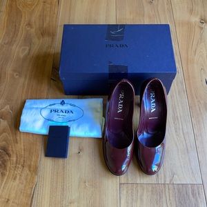 SOLD // Prada pumps
